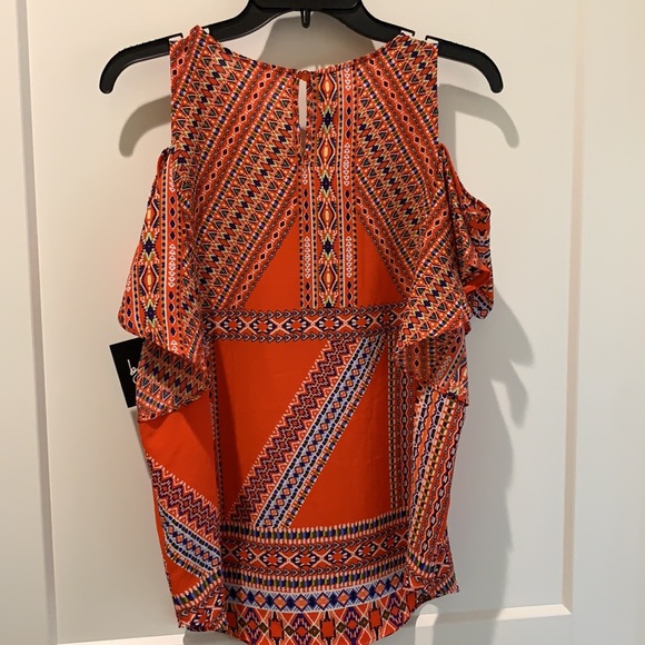 Peep shoulder Aztec print - Juniors size large - Picture 5 of 5